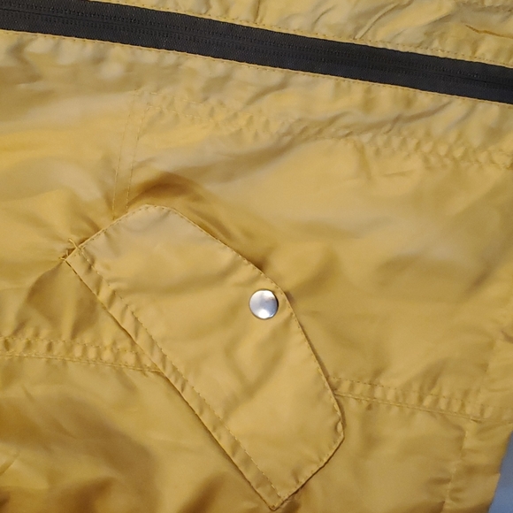 ☆HOST PICK☆ Bella Donna Windbreaker Jacket Golden Yellow size Small - Picture 3 of 8